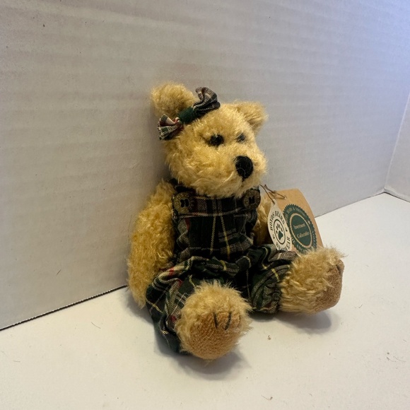1990 Boyds Bear Archive Collection Becky Bear Small L/E Stuffed Animal - Picture 4 of 7